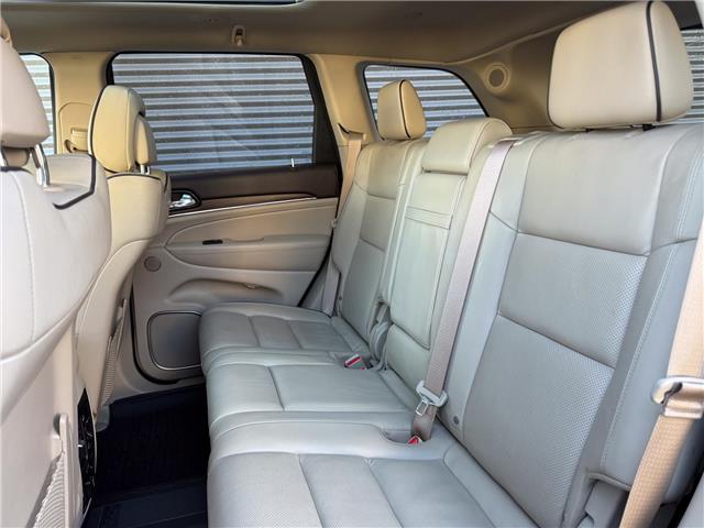2021 Jeep Grand Cherokee Overland (Stk: 25523A) in London - Image 12 of 28