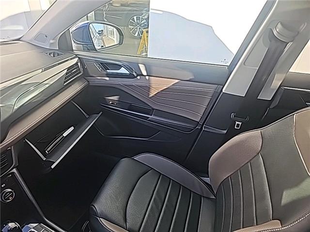 2024 Volkswagen Taos Highline (Stk: U1371) in Lethbridge - Image 14 of 23