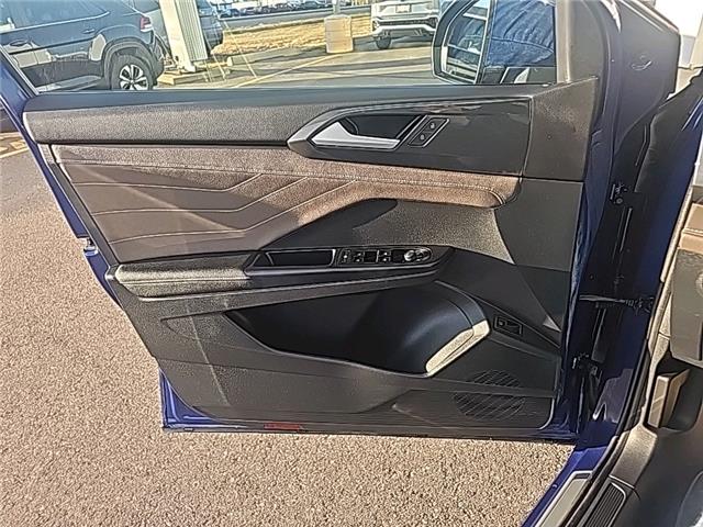 2024 Volkswagen Taos Highline (Stk: U1371) in Lethbridge - Image 17 of 23