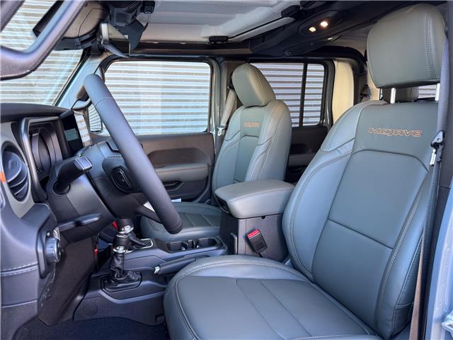 2026 Jeep Gladiator Mojave (Stk: 26072) in London - Image 8 of 25