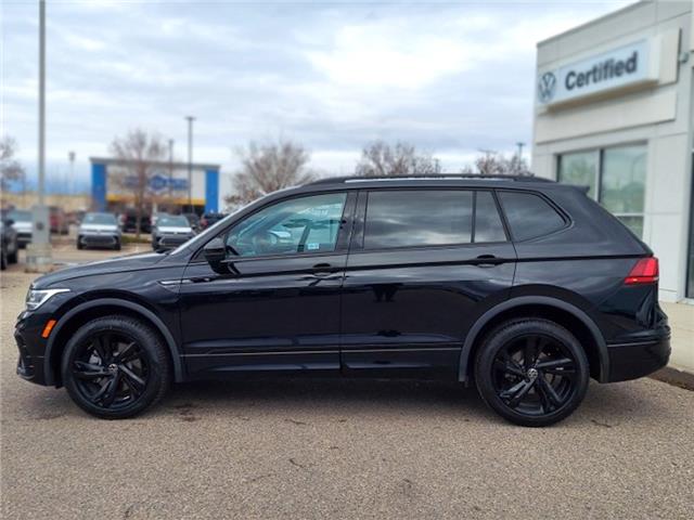 2024 Volkswagen Tiguan Comfortline R-Line Black Edition (Stk: 2504981) in Regina - Image 10 of 48