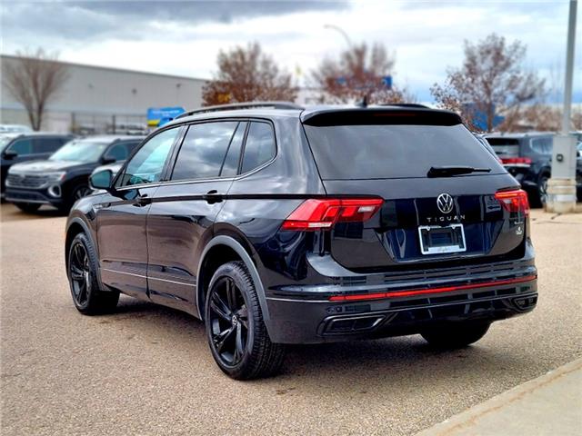 2024 Volkswagen Tiguan Comfortline R-Line Black Edition (Stk: 2504981) in Regina - Image 11 of 48
