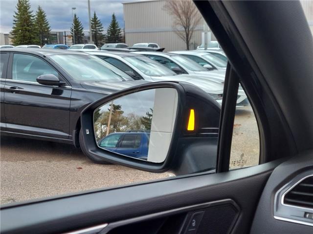 2024 Volkswagen Tiguan Comfortline R-Line Black Edition (Stk: 2504981) in Regina - Image 27 of 48