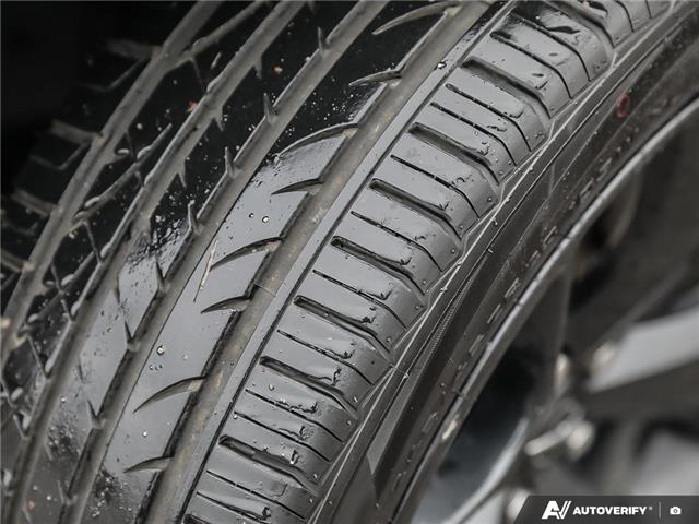 2022 Chrysler 300 Touring L (Stk: P4406) in Welland - Image 7 of 27