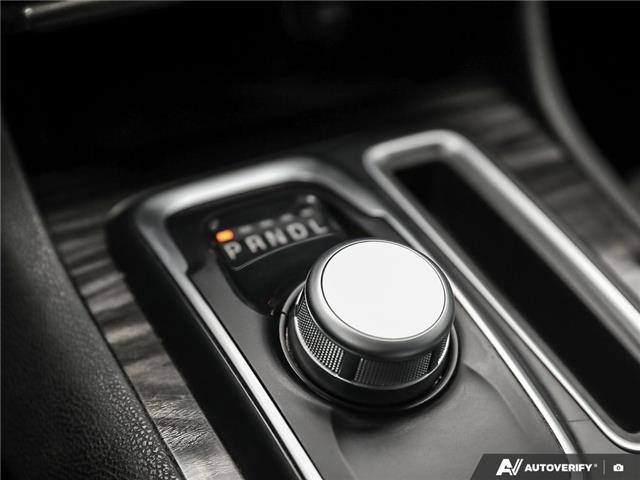 2022 Chrysler 300 Touring L (Stk: P4406) in Welland - Image 19 of 27