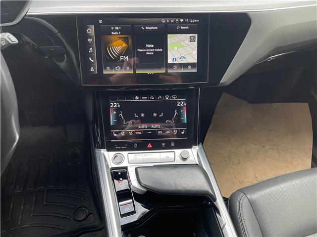 2021 Audi e-tron 55 Technik (Stk: R-21AUEBLU7514) in Calgary - Image 14 of 17