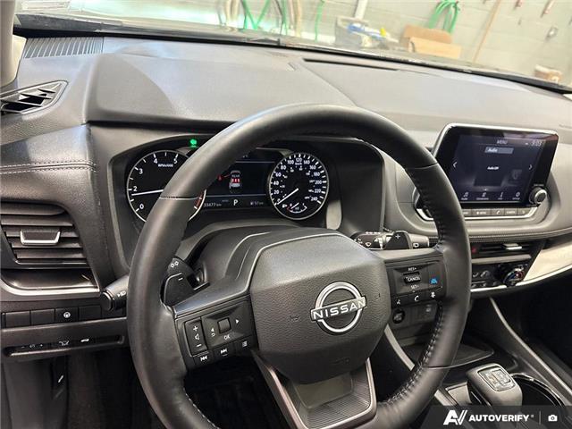 2025 Nissan Rogue SV Moonroof (Stk: 164231) in London - Image 15 of 26