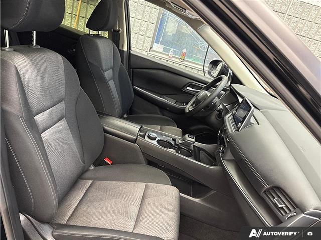 2025 Nissan Rogue SV Moonroof (Stk: 164231) in London - Image 23 of 26