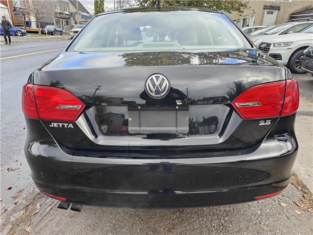 2013 Volkswagen Jetta 2.5L Sportline in Ottawa - Image 14 of 19
