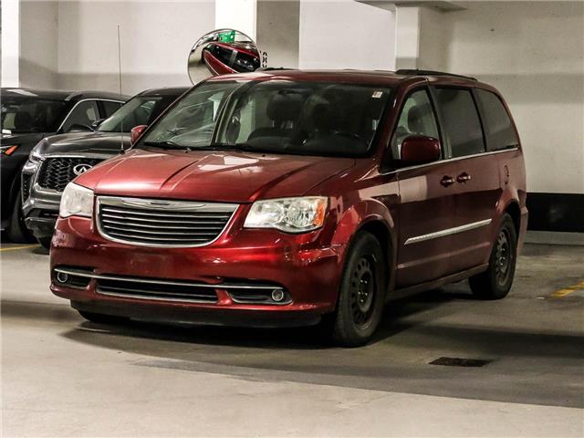 2014 Chrysler Town & Country Touring-L (Stk: 251257A) in Toronto - Image 1 of 7