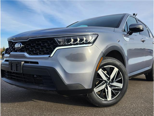 2021 Kia Sorento LX (Stk: JB18124) in Brandon - Image 2 of 24