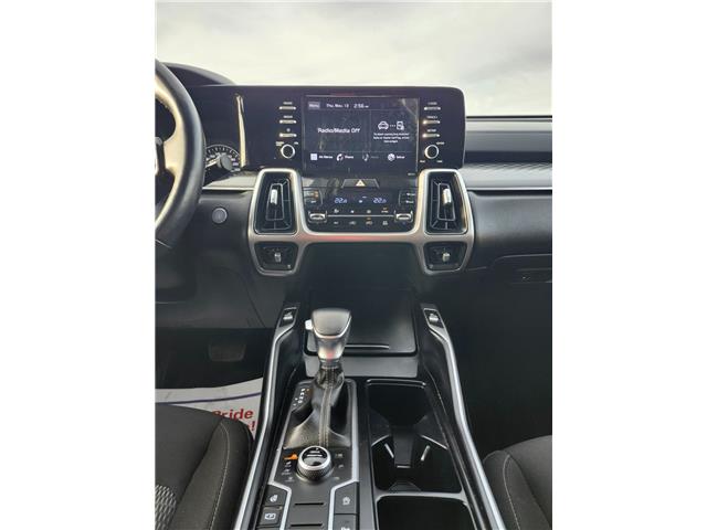 2021 Kia Sorento LX (Stk: JB18124) in Brandon - Image 14 of 24
