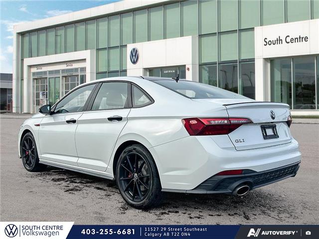 2024 Volkswagen Jetta GLI 40th Anniversary Edition (Stk: SU7678) in Calgary - Image 4 of 9