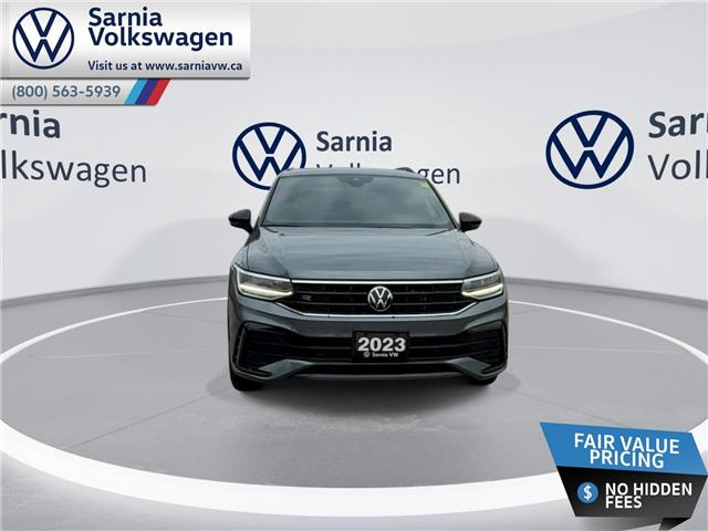 2023 Volkswagen Tiguan Comfortline R-Line Black (Stk: VU1578) in Sarnia - Image 4 of 25