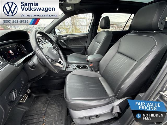 2023 Volkswagen Tiguan Comfortline R-Line Black (Stk: VU1578) in Sarnia - Image 11 of 25