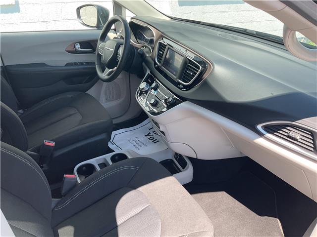 2023 Chrysler Grand Caravan SXT (Stk: 251066) in North Bay - Image 8 of 22