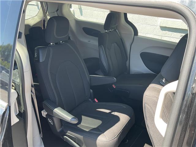 2023 Chrysler Grand Caravan SXT (Stk: 251066) in North Bay - Image 10 of 22
