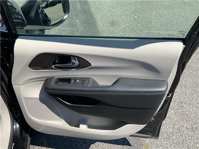 2023 Chrysler Grand Caravan SXT (Stk: 251066) in North Bay - Image 20 of 22