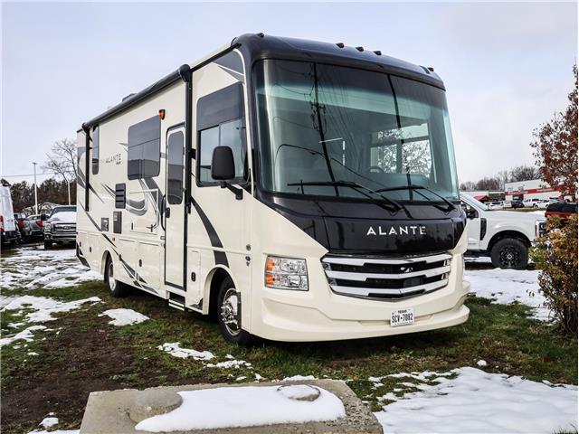2020 Ford F-53 Motorhome Chassis Base (Stk: P6907) in Perth - Image 1 of 24