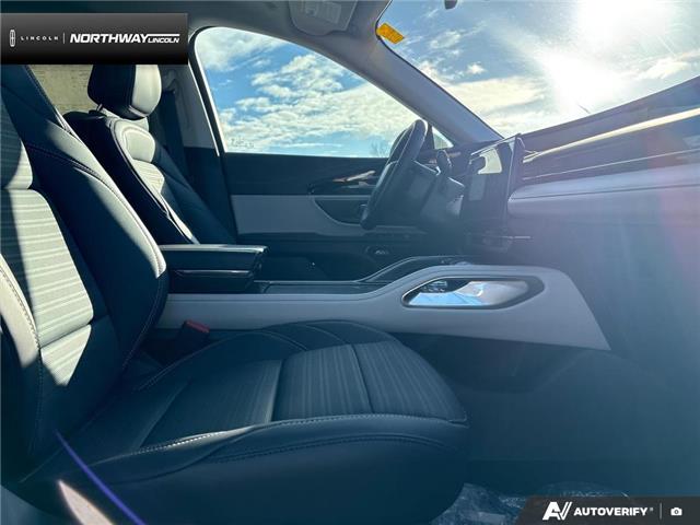 2025 Lincoln Nautilus Reserve (Stk: 5LA8422) in Brantford - Image 19 of 22