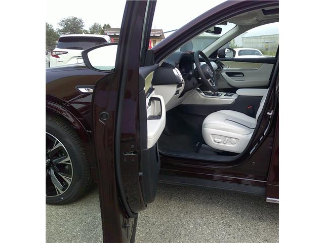 2024 Mazda CX-90 MHEV Signature (Stk: 24001) in Stratford - Image 6 of 30