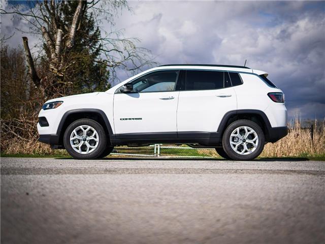 2025 Jeep Compass North (Stk: S577923) in Surrey - Image 3 of 21