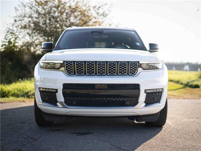 2023 Jeep Grand Cherokee L Summit (Stk: 30180) in Surrey - Image 2 of 25