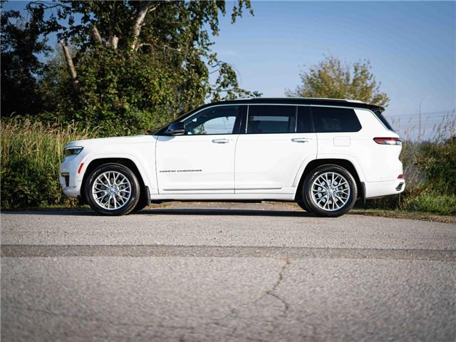 2023 Jeep Grand Cherokee L Summit (Stk: 30180) in Surrey - Image 3 of 25