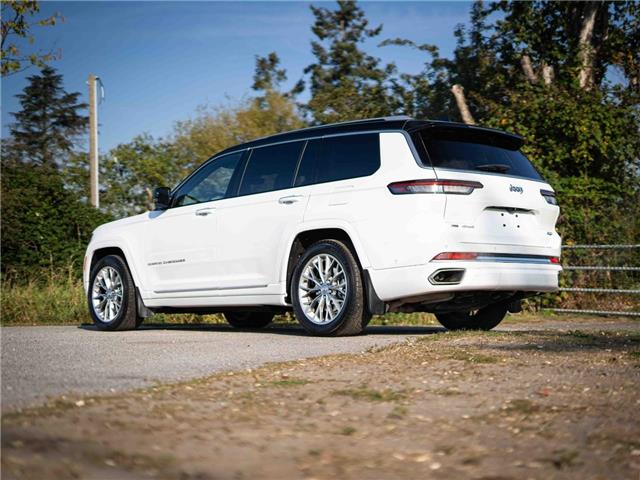 2023 Jeep Grand Cherokee L Summit (Stk: 30180) in Surrey - Image 4 of 25