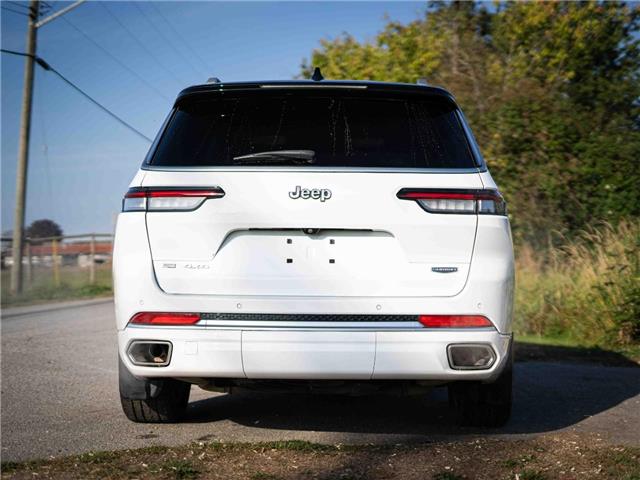 2023 Jeep Grand Cherokee L Summit (Stk: 30180) in Surrey - Image 5 of 25