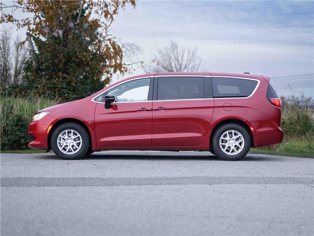 2026 Chrysler Grand Caravan SXT (Stk: T187182) in Surrey - Image 3 of 20