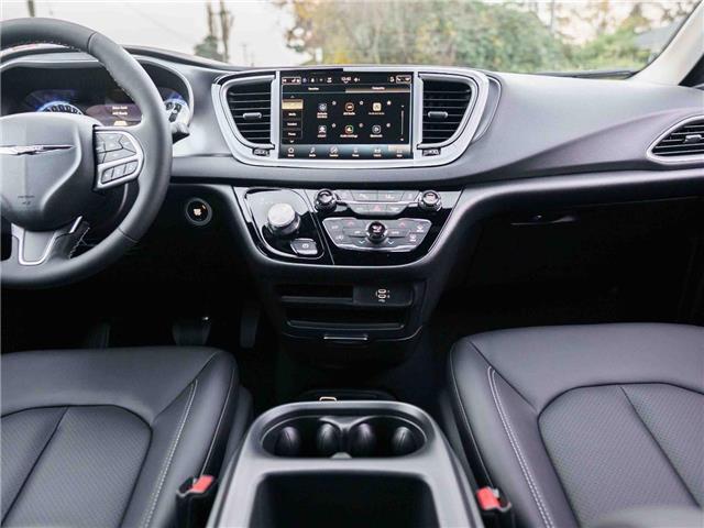 2026 Chrysler Grand Caravan SXT (Stk: T187182) in Surrey - Image 13 of 20