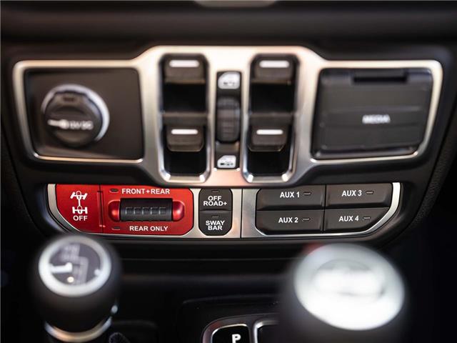 2025 Jeep Wrangler Rubicon (Stk: S611943) in Surrey - Image 14 of 19