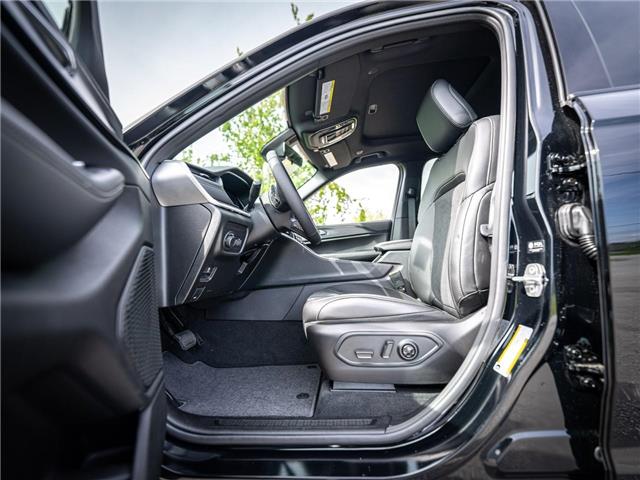 2025 Jeep Grand Cherokee Laredo (Stk: S321595) in Surrey - Image 9 of 20