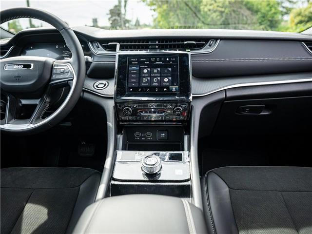 2025 Jeep Grand Cherokee Laredo (Stk: S321595) in Surrey - Image 12 of 20