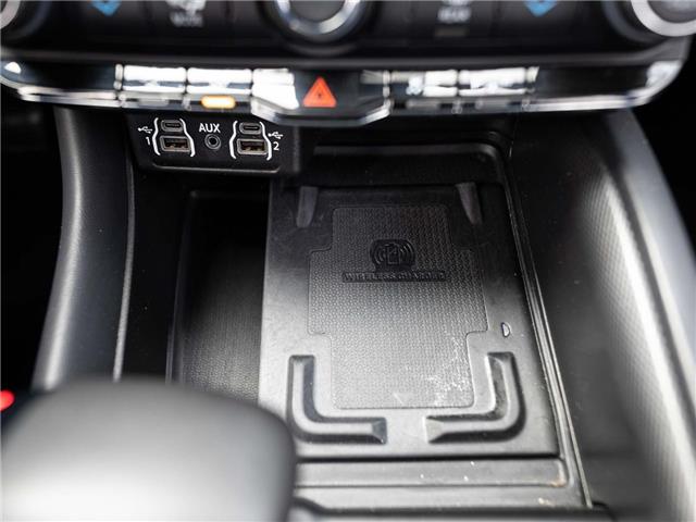 2023 Dodge Durango R/T (Stk: 29890) in Surrey - Image 17 of 23