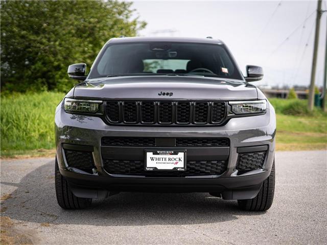 2025 Jeep Grand Cherokee L Laredo (Stk: S695941) in Surrey - Image 2 of 22
