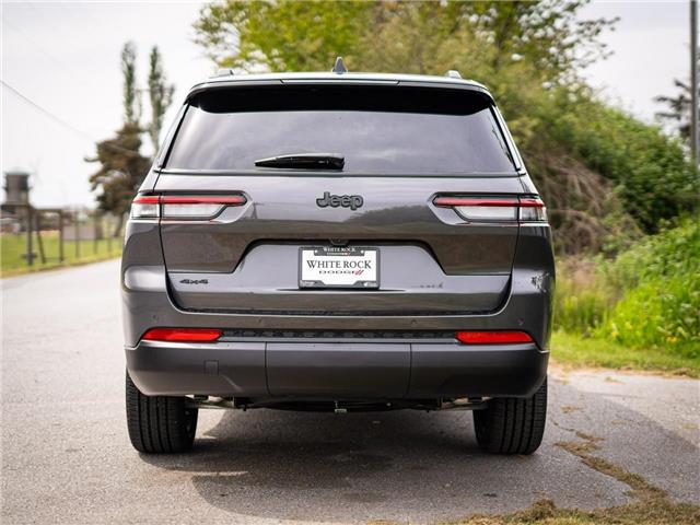 2025 Jeep Grand Cherokee L Laredo (Stk: S695941) in Surrey - Image 5 of 22