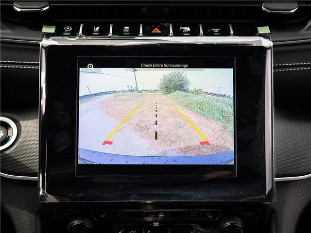 2025 Jeep Grand Cherokee L Laredo (Stk: S695941) in Surrey - Image 17 of 22