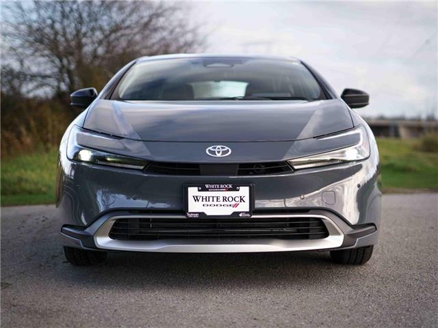 2025 Toyota Prius Plug-In Hybrid SE (Stk: 30450) in Surrey - Image 2 of 25