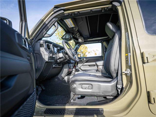 2025 Jeep Wrangler 4xe Rubicon (Stk: S624816) in Surrey - Image 10 of 26
