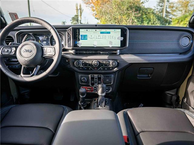 2025 Jeep Wrangler 4xe Rubicon (Stk: S624816) in Surrey - Image 17 of 26