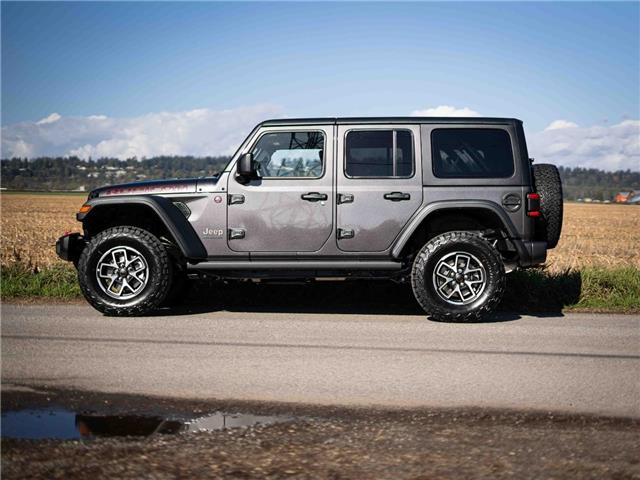2025 Jeep Wrangler Rubicon (Stk: S653189) in Surrey - Image 3 of 25