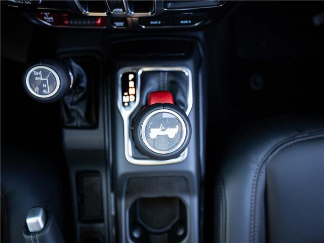 2025 Jeep Wrangler Rubicon (Stk: S653189) in Surrey - Image 18 of 25