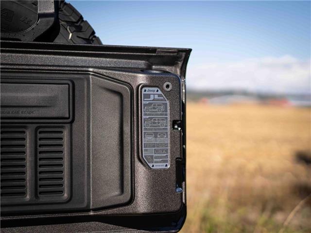 2025 Jeep Wrangler Rubicon (Stk: S653189) in Surrey - Image 24 of 25