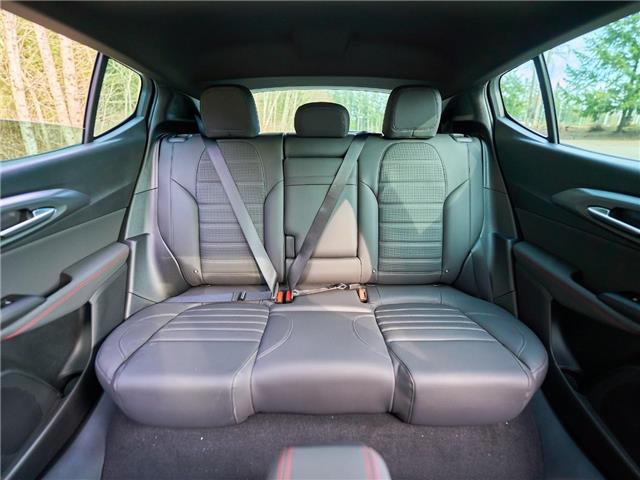 2024 Dodge Hornet PHEV R/T (Stk: RA16988) in Surrey - Image 8 of 9