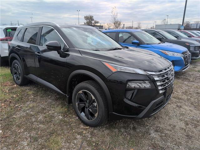 2026 Nissan Rogue SV Moonroof (Stk: 26041) in Sarnia - Image 3 of 3