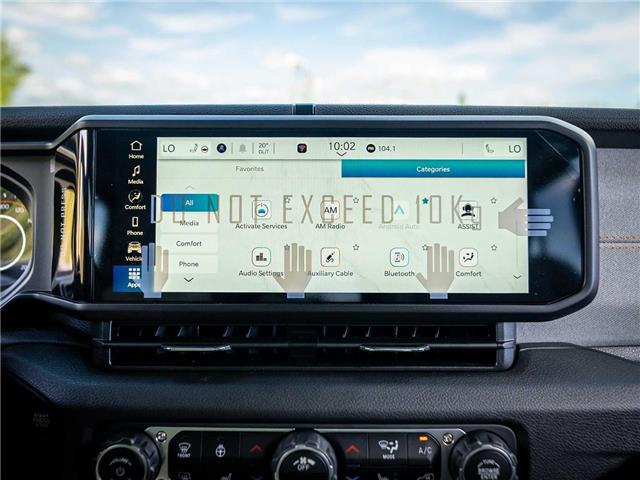 2025 Jeep Wrangler Sport (Stk: S611810) in Surrey - Image 17 of 27