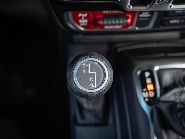 2025 Jeep Wrangler Sport (Stk: S611810) in Surrey - Image 19 of 27