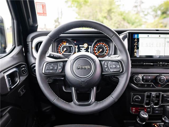 2025 Jeep Wrangler Sport (Stk: S605585) in Surrey - Image 12 of 25